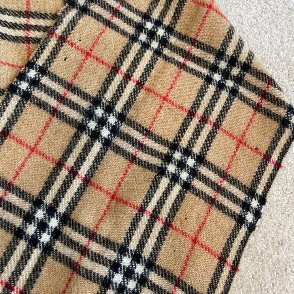 Burberry of London Vintage 100% Wool Scarf